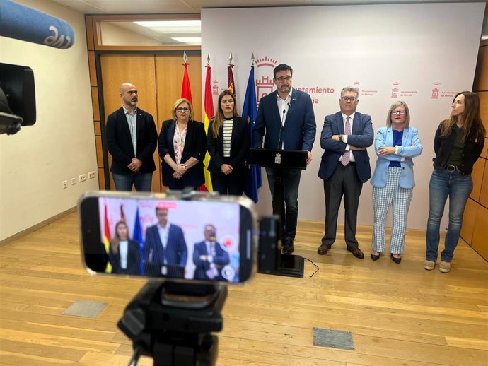 Imagen de los ediles del PSOE, en la rueda de prensa