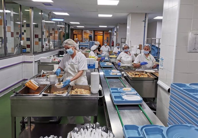 Archivo - Cocina del hospital Valme.