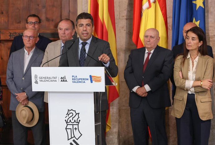 El 'president' Carlos Mazón comparece tras una reunión con empresarios