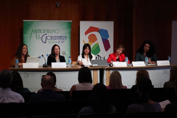 Jornada de formación sobre igualdad de la FAMP