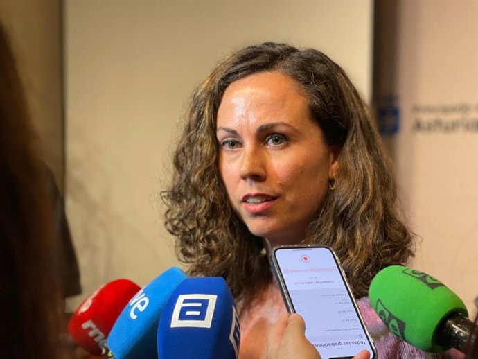 La directora general de Centros, Red 0-3, y Enseñanzas Profesionales, Cristina Blanco.