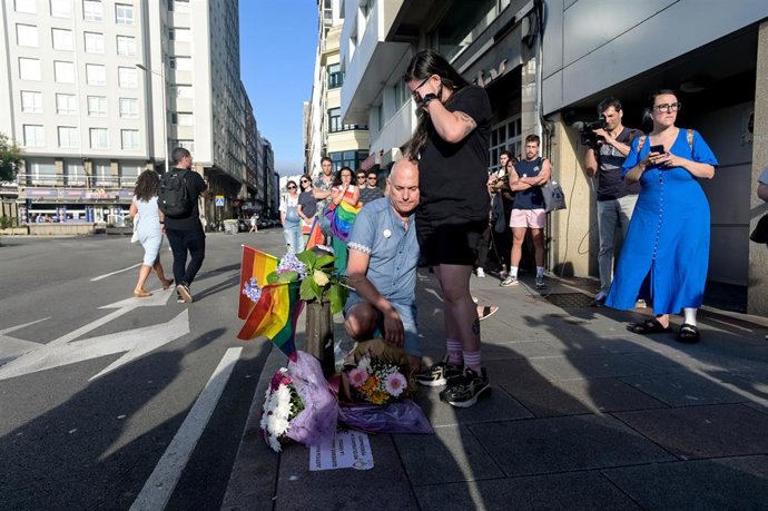 Archivo - Acto en recuerdo de Samuel Luiz promovido por el colectivo LGBTI+ Alas Coruña