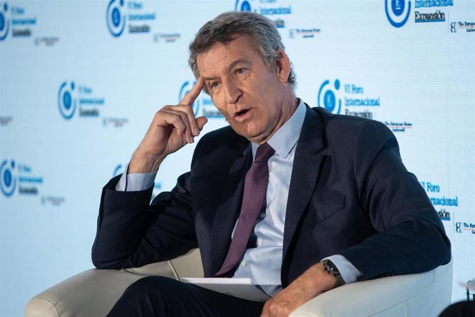 El presidente del Partido Popular, Alberto Núñez Feijóo, interviene durante la segunda jornada del VI Foro Internacional Expansión, en el Parador de Alcalá de Henares, a 22 de mayo de 2025, en Alcalá de Henares, Madrid (España). El foro, organizado por el