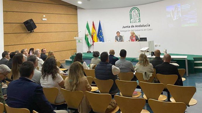 Foto de la presentación del Proyecto Singular del Sector Naval en Cádiz.