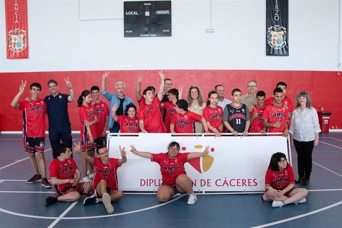 La Diputación de Cáceres apoya con 6.000 euros a los clubes deportivos que creen equipos inclusivos