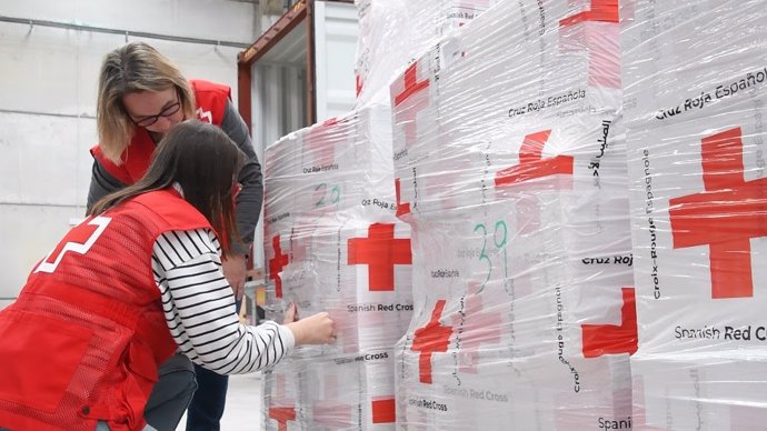 Enviament de material humanitari a Myanmar
