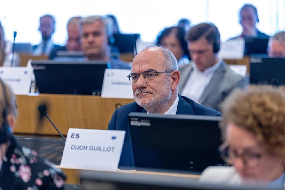 El conseller de UE y Acción Exterior de la Generalitat, Jaume Duch, en la Comisión de Ciudadanía, Gobernanza y Asuntes Institucionales y Exteriores del Comité de las Regiones.
