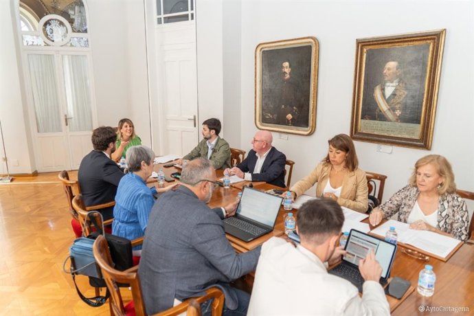 Cartagena permitirá que aparezcan patrocinios temporales en los nombres de edificios públicos