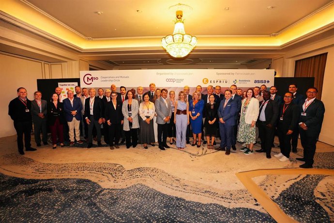 La vicepresidenta segunda del Gobierno y ministra de Trabajo y Economía Social, Yolanda Díaz, clausuró la jornada, que reunió a representantes de las principales Cooperativas de todo el mundo.