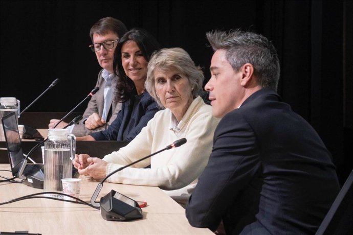 (Izda A Dcha): Carlos Carpio (Marca), Cristina Cubero (Mundo Deportivo), Paloma Del Río (RTVE) Y José Rodríguez (Marca)