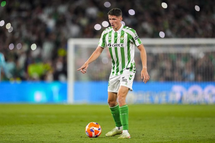 Sergi Altimira of Real Betis in action during the Spanish league, LaLiga EA Sports, football match played between Real Betis and CA Osasuna at Benito Villamarin stadium on May 11, 2025, in Sevilla, Spain.