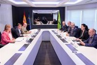 Aena y Ayuntamiento acuerdan que sea una entidad social la que se encargue de identificar a los sin hogar de Barajas