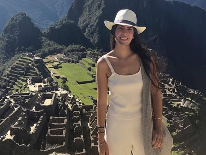 JOSEFINA VARGAS LLOSA