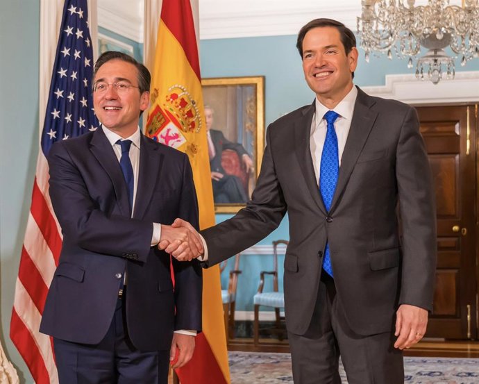 O Ministro de Relações Exteriores, União Europeia e Cooperação, José Manuel Albares, e o Secretário de Estado dos EUA, Marco Rubio, estão se reunindo em Washington.