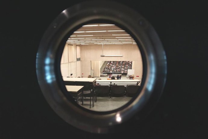 Imagen de una oposición.