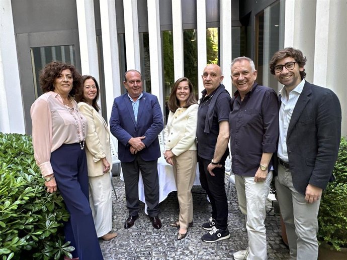 Responsables de Caja Rural de Extremadura y Fundación Atrio