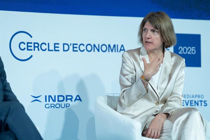 La consejera de la CNMV, Helena Viñes.