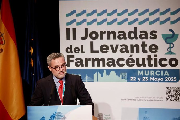 Julián Pérez-Templado, director Jurídico de Hefame, durante su exposición en las II Jornadas del Levante Farmacéutico