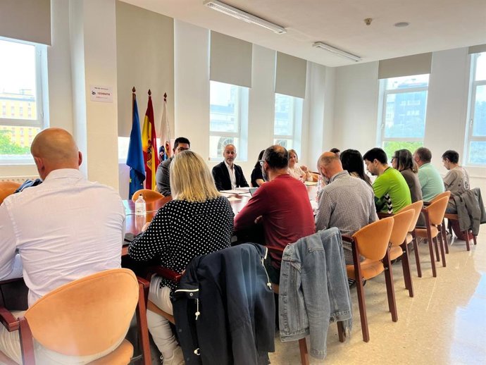 Reunión de Educación con los sindicatos docentes en la sede del Consejo Escolar