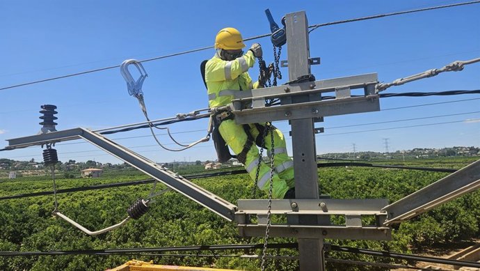 FGV iniciarà a partir del 28 de maig les proves d'electrificació en el tram Torrent-Castelló de Metrovalencia