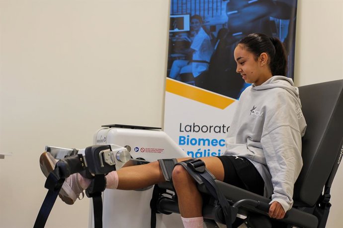 Archivo - Arquivo - Atleta feminina se recuperando de uma lesão no ligamento cruzado anterior.