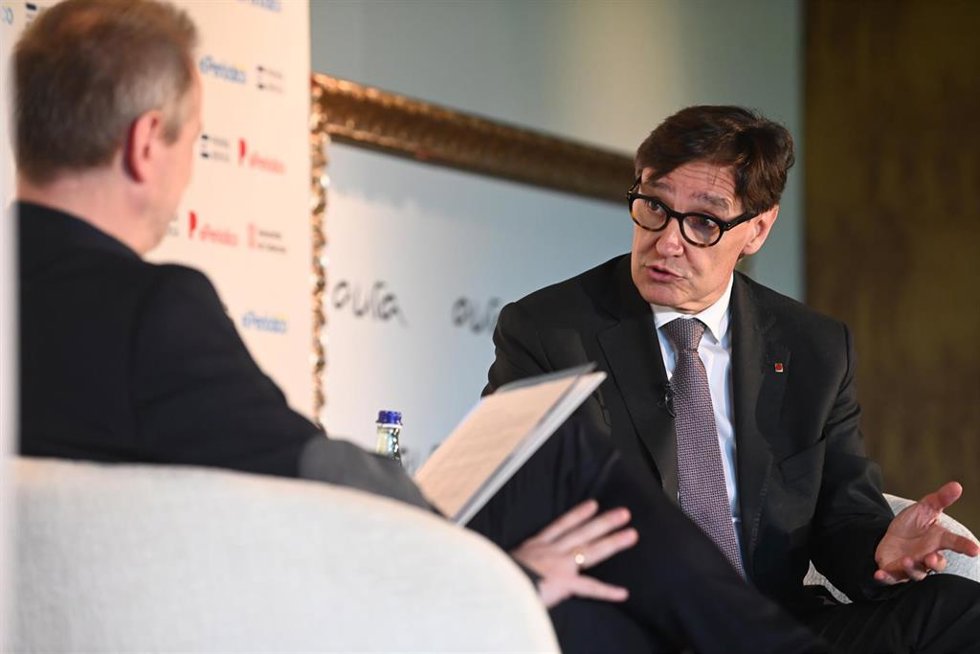 El presidente de la Generalitat de Cataluña, Salvador Illa, participa en un desayuno informativo, organizado por El Periódico de Aragón.