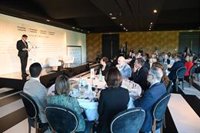 Illa, després d'una reunió amb Azcón: "Hem repassat diferents temes. Estic content"