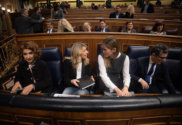 Archivo - (I-D) La vicepresidenta primera María Jesús Montero; la vicepresidenta segundaYolanda Díaz; la vicepresidenta tercera, Sara Aagesen y el ministro de la Presidencia, Relaciones con las Cortes y Justicia, Félix Bolaños