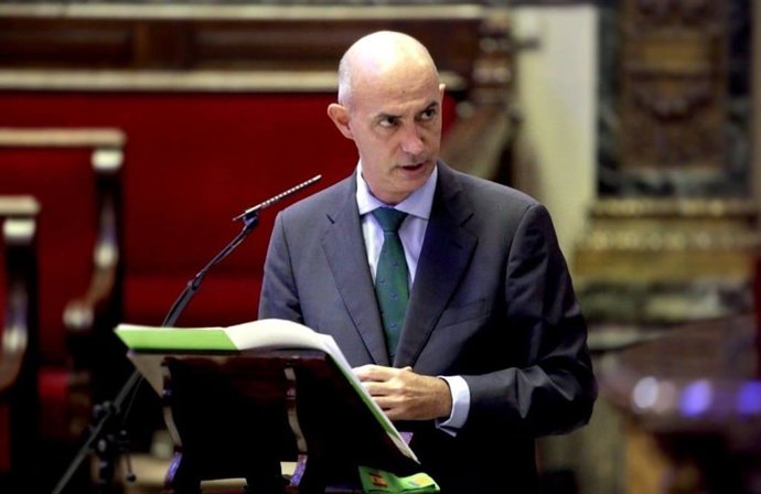 Archivo - El concejal de Empleo en el Ayuntamiento de València, segundo teniente de alcalde y portavoz de Vox en el consistorio, José Gosálbez, en una imagen de archivo. 