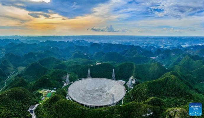 Radiotelescopio FAST