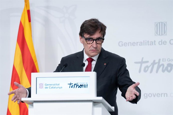 El presidente de la Generalitat de Catalunya, Salvador Illa, durante una rueda de prensa, a 29 de abril de 2025, en Barcelona, Cataluña (España).