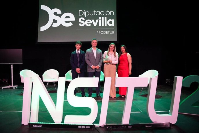 Feria de empleo de la Diputación de Sevilla para jóvenes estudiantes y graduados del periodismo.