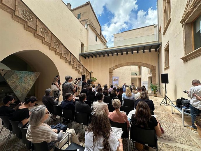 Primer acto de la jornada de actos centrales en conmemoración del Any Llompart