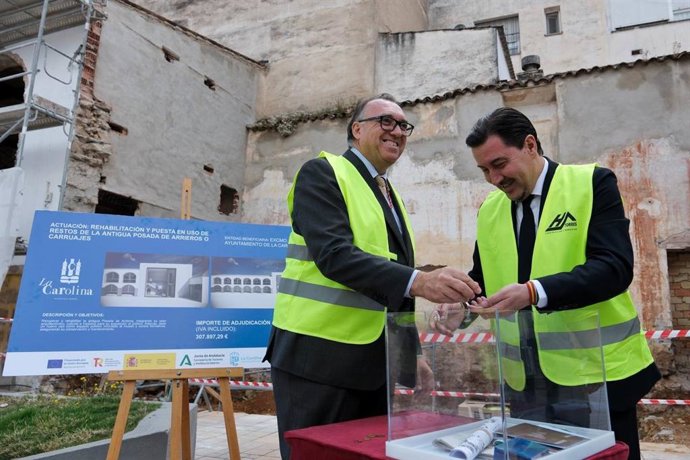 Colocación de la primera piedra de la rehabilitación de la Antigua Posada de La Carolina.