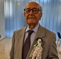 La Guardia Civil rinde homenaje al agente más veterano de Mallorca, que acaba de cumplir 100 años