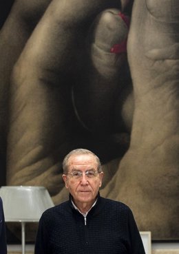 La Diputación de Valencia reconoce la trayectoria de Manolo Boix y el trabajo de la Federació de Folklore