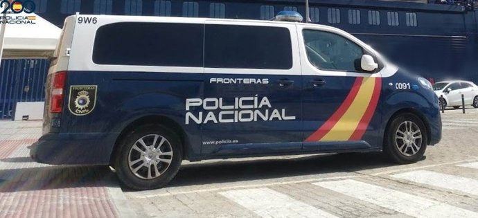 Archivo - Furgón de la Policía Nacional