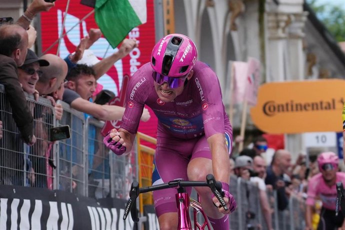 El ciclista Mads Pedersen (Lidl-Trek) ha ganado este viernes la decimotercera etapa del Giro de Italia, disputada entre Rovigo y Vicenza sobre 180 kilómetros