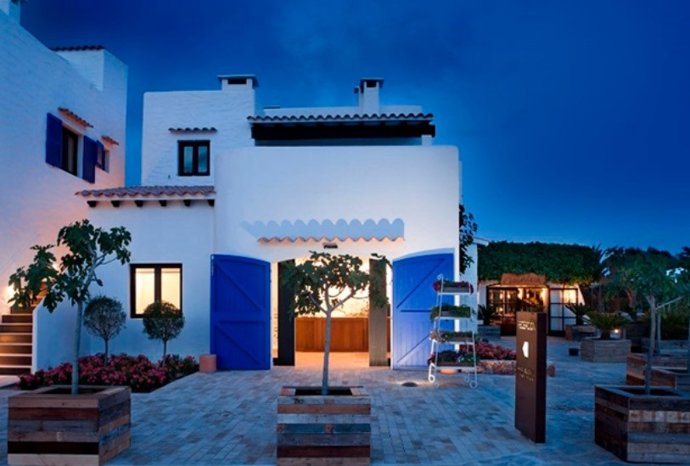 Paraíso de los Pinos, destino para dejarse llevar por el ritmo mediterráneo de la Isla Pitiusa