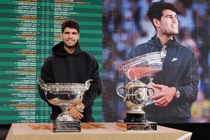 Carlos Alcaraz of Spain attends the official draw ceremony during the qualifying of the Roland-Garros 2025, French Open, Grand Slam tennis tournament on 22 May 2025 at Roland-Garros stadium in Paris, France - Photo Tnani Badreddine / DPPI