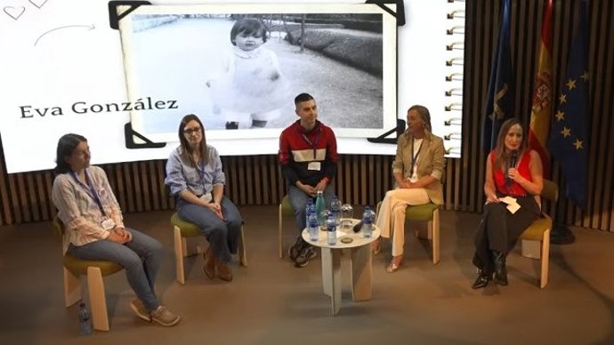 Primeras jornadas de cooperación y voluntariado internacional de enfermería en la nueva sede del CODEPA en Oviedo.