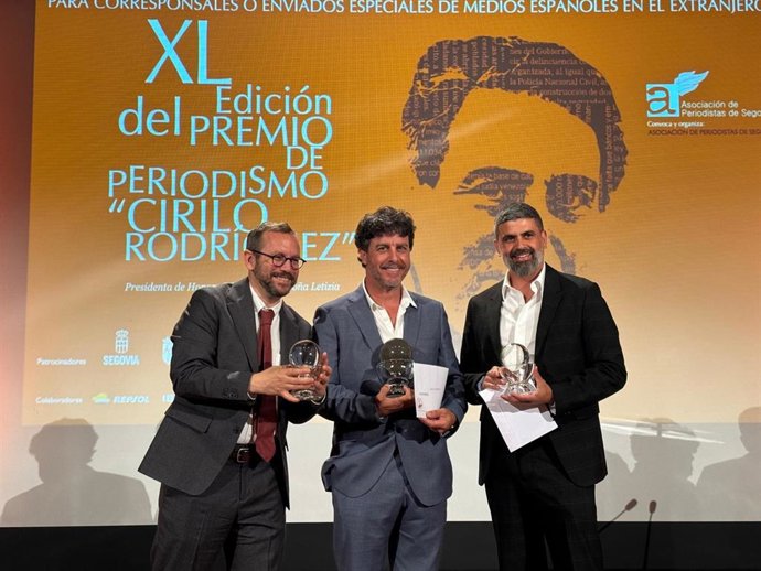 Antonio Delgado (izda), Emilio Morenatti y Nico Castellano (APS)