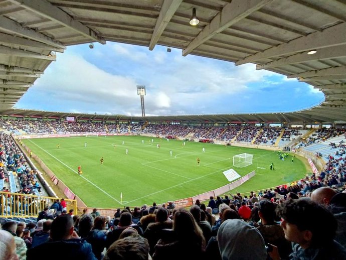 Estadio Reino de León de la Cultural y Deportiva Leonesa durante unos de los partidos disputados en la presente temporada.