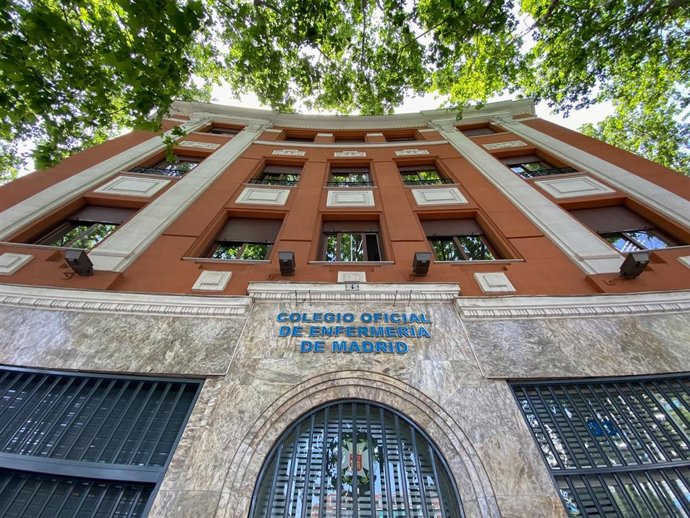 Archivo - Edificio de la sede del Colegio Oficial de Enfermería de Madrid, a 13 de junio de 2022, en Madrid (España). 