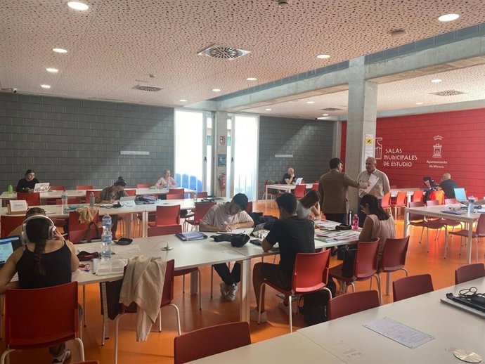 Una de las salas de estudio del municipio de Murcia