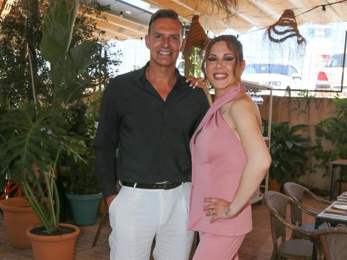 La artista Tamara y Daniel Roque celebran la comunión de su hijo Héctor a 24 de Mayo de 2025 en Sevilla (España).