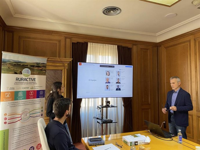 La Diputación de Zamora cierra su semana 'europea' con VYVA, una solución innovadora de atención médica digital