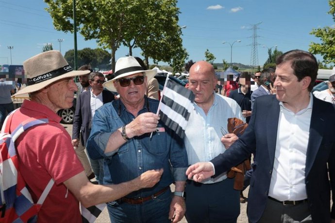 El presidente de la Junta, Alfonso Fernández Mañueco, junto al alcalde de Valladolid, Jesús Julio Carnero, asiste a la final de la Copa del Rey de Rugby