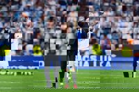 El Bernabéu se rinde a Modric y Ancelotti para cerrar una "historia inolvidable"