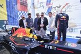 Foto: Smper inaugura el Formula 1 Barcelona Fan Village en la plaza Catalunya